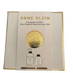 Anne Klein Eucalyptus & Mist Hand Soap & Reed Diffuser Set